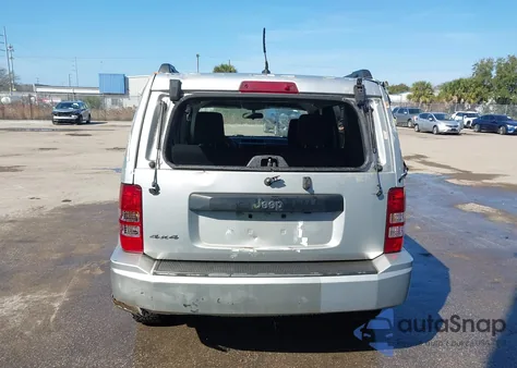 2009 Jeep Liberty Sport z USA, uszkodzony, nr VIN 1J8GN28K19W514816